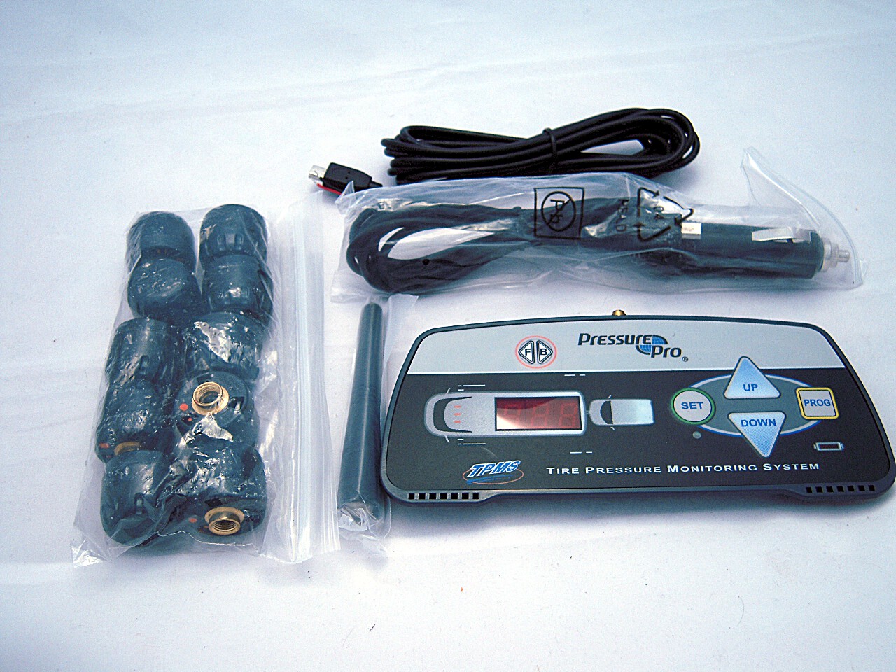 PRESSURE PRO TIRE PRESSURE MONITORING SYSTEM APM1 8 SENSORS